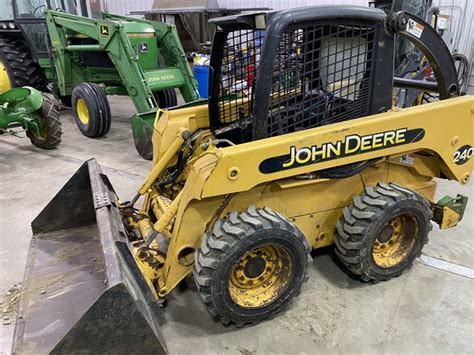 2002 john deere 240 skid steer specs|john deere 240 specifications.